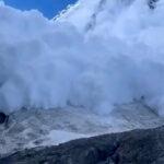 WHITE DEATH: Climbers Narrowly Avoid Death By An Avalanche