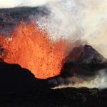 A-GLOW-HA: Mesmerising Footage Shows Hawaiian Volcano’s Awesome Lava Spill