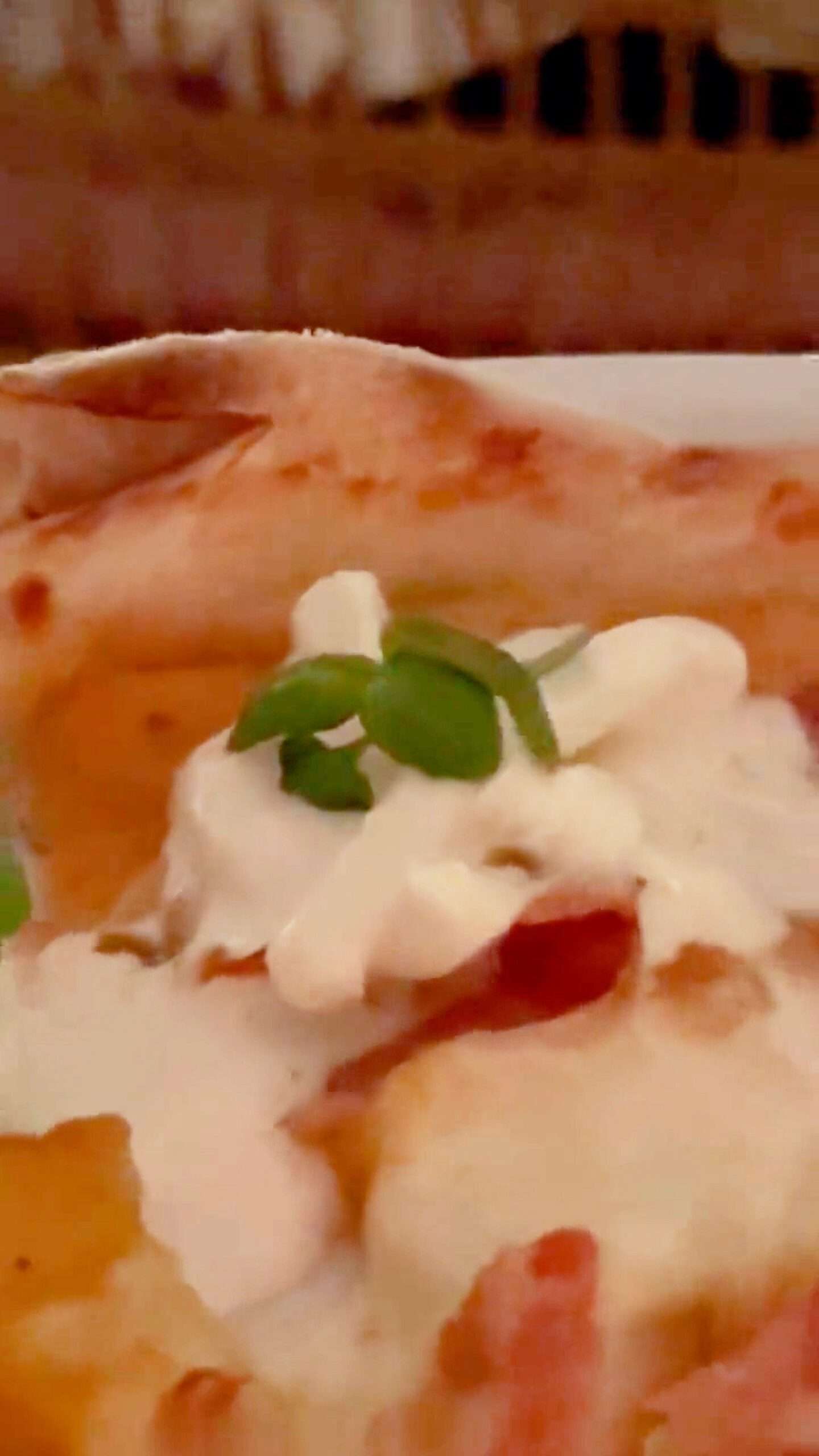 Read more about the article Shocked Diner Finds Live Caterpillar In His Pizza At Top Footballer’s Restaurant