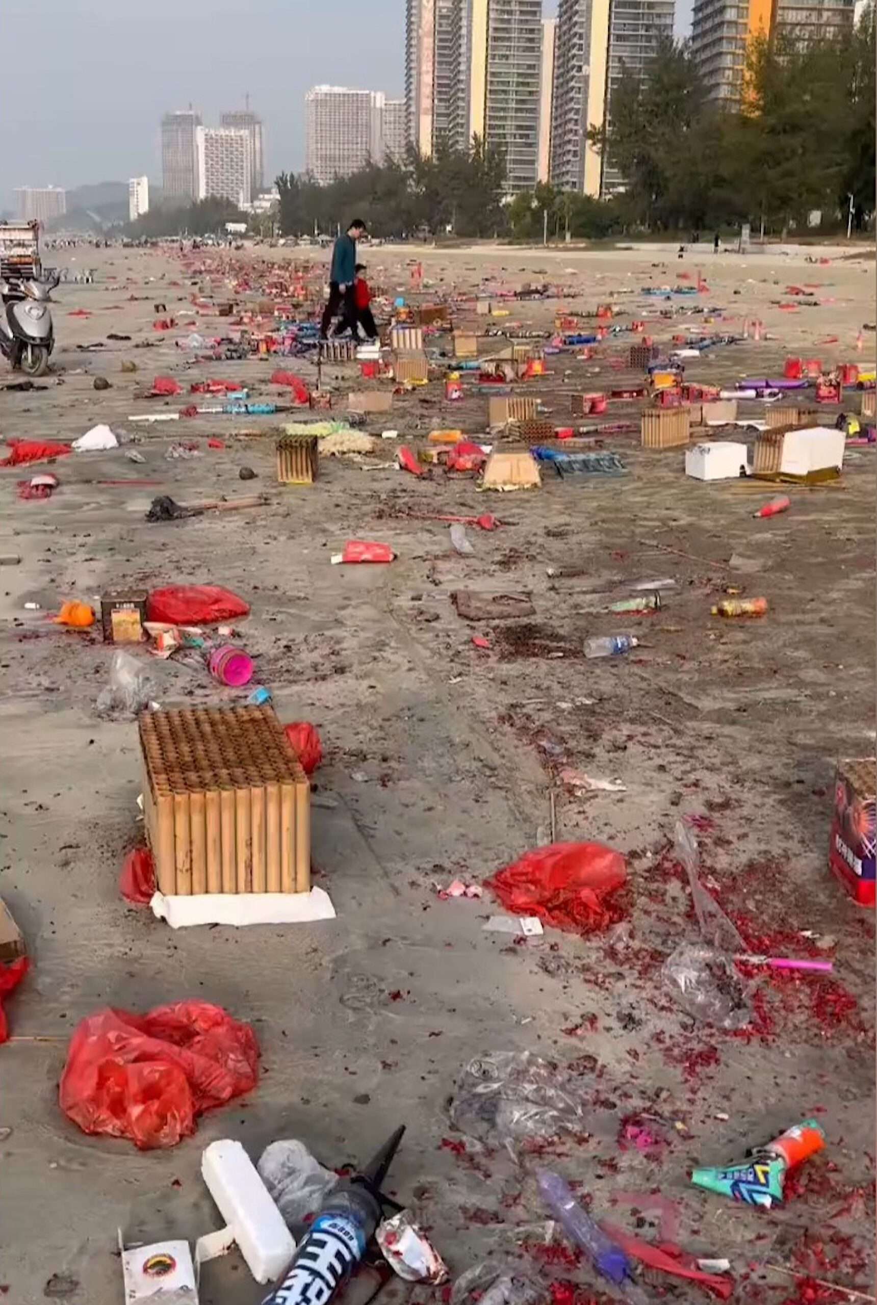 Thousands of Disused Fireworks Left Dumped On Picturesque Beach After New Year Celebrations